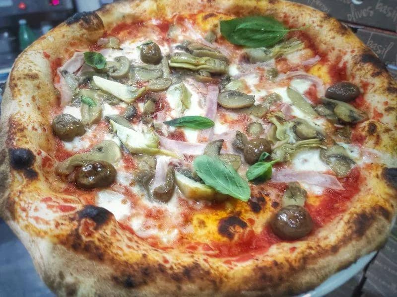 Capricciosa — Pizzeria I Gionti