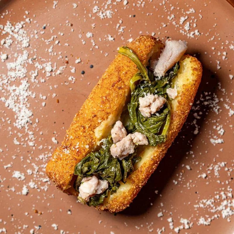 Crocchè salsiccia & friarielli — Pizzeria I Gionti